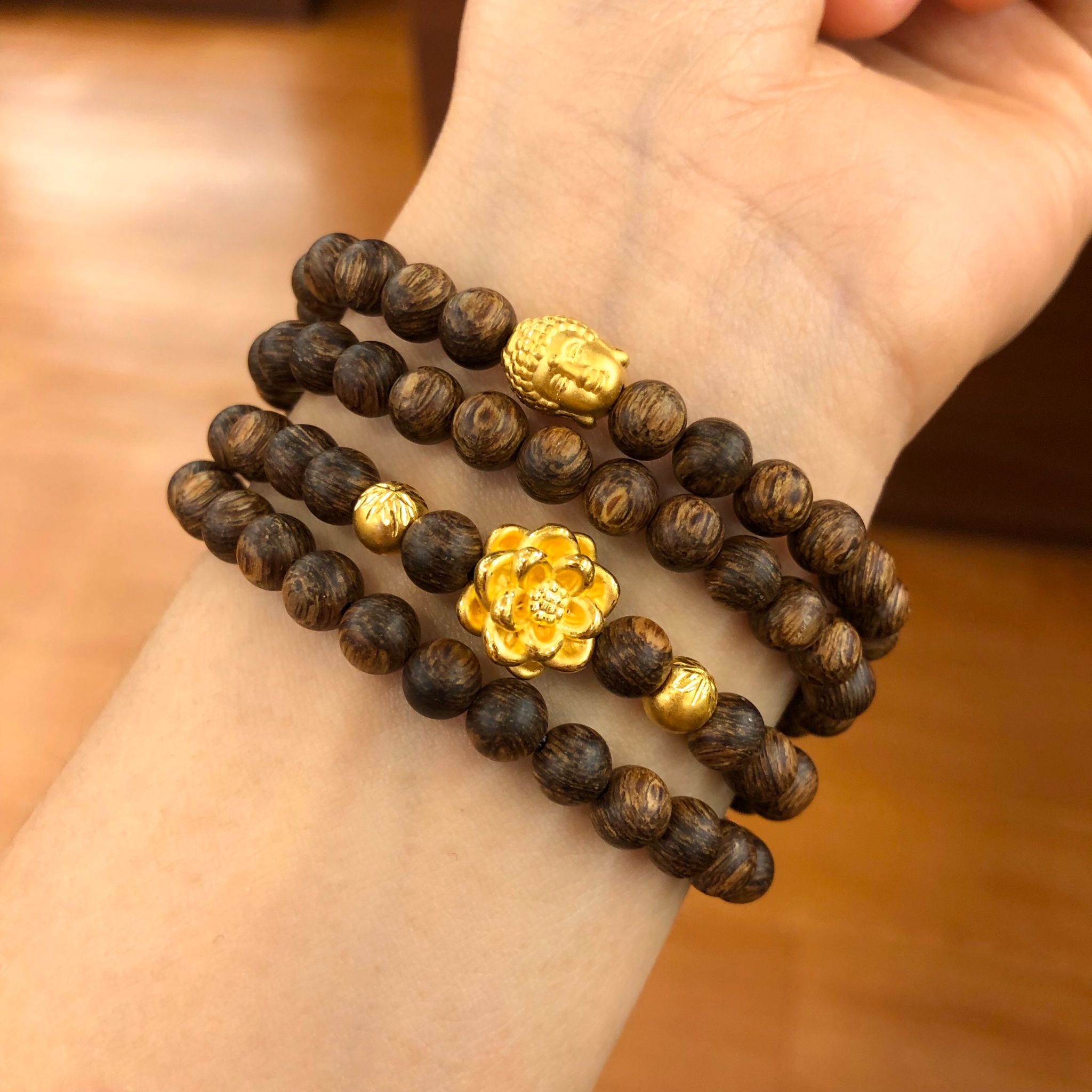 vong-tay-tram-huong-den-9