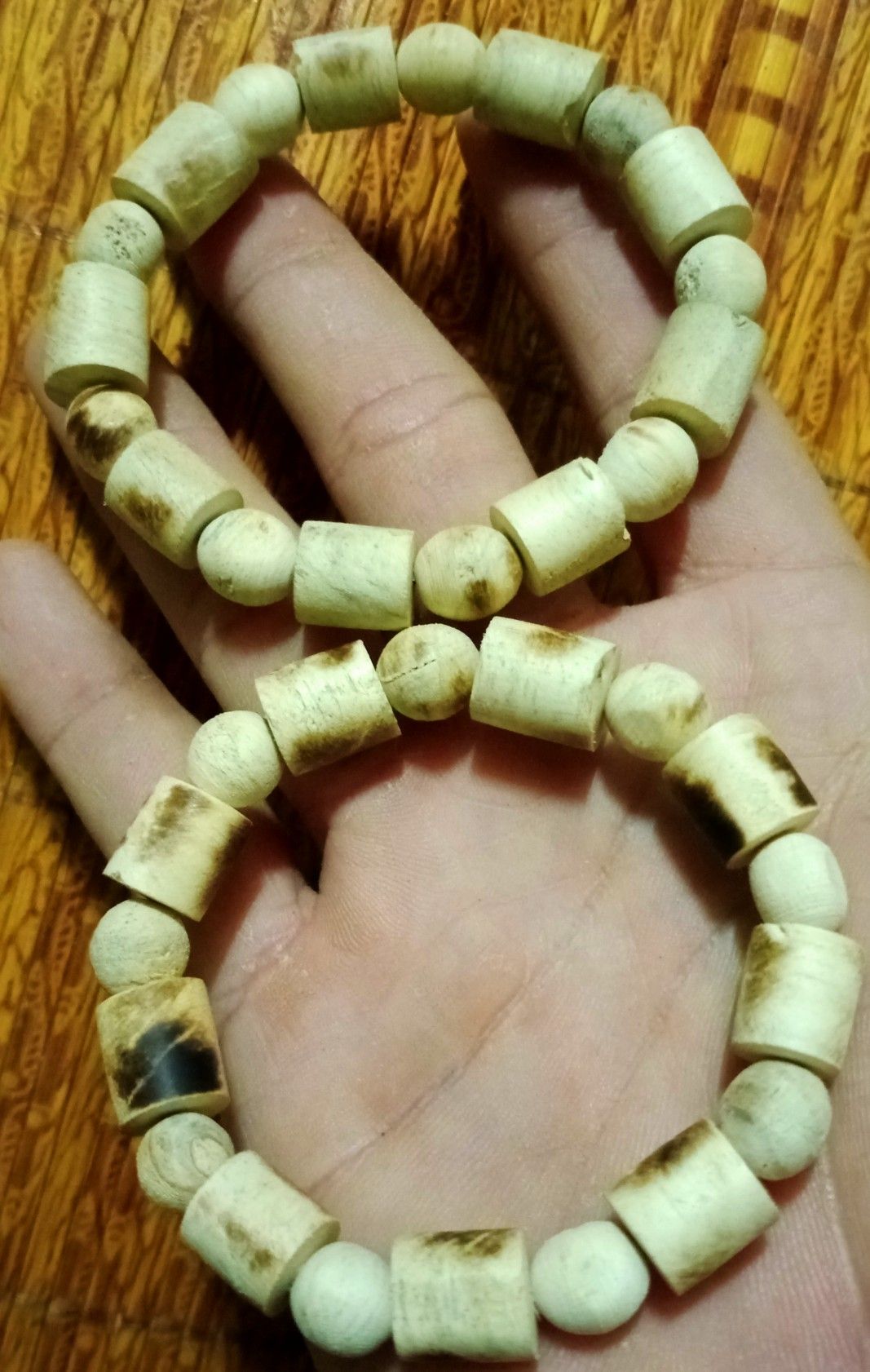 gia-vong-tay-tram-huong-4