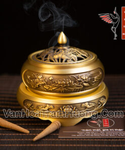 Lư đồng đốt trầm họa tiết hoa sen tinh tế