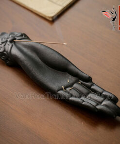 Khay cắm nhang trầm - hình Tay Phật