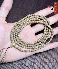 Lợi ích của việc đeo vòng trầm hương khi ngủ