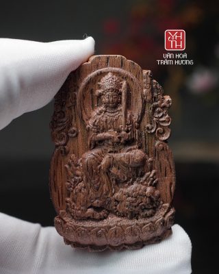 Mặt Phật bản mệnh trầm hương Văn Thù Bồ Tát là sản phẩm tâm linh cao cấp của Văn Hóa Trầm Hương