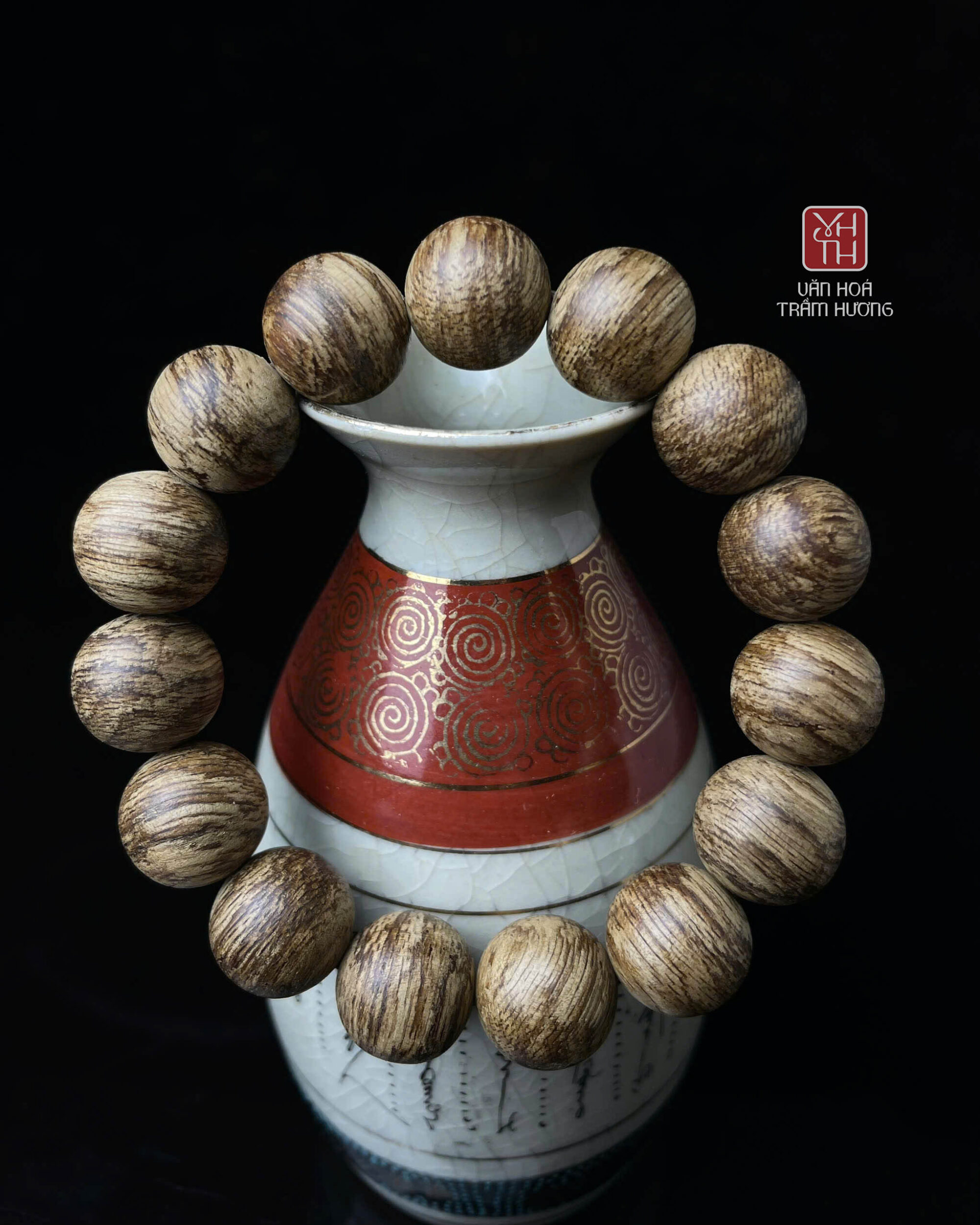 Vòng tay trầm hương Banh quầng 14 ly mùi thơm sống mạnh