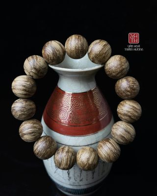 Vòng tay trầm hương Banh quầng 14 ly mùi thơm sống mạnh