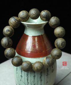 Vòng tay trầm hương bông cận chìm VIP 14mm mùi thơm ngọt mát