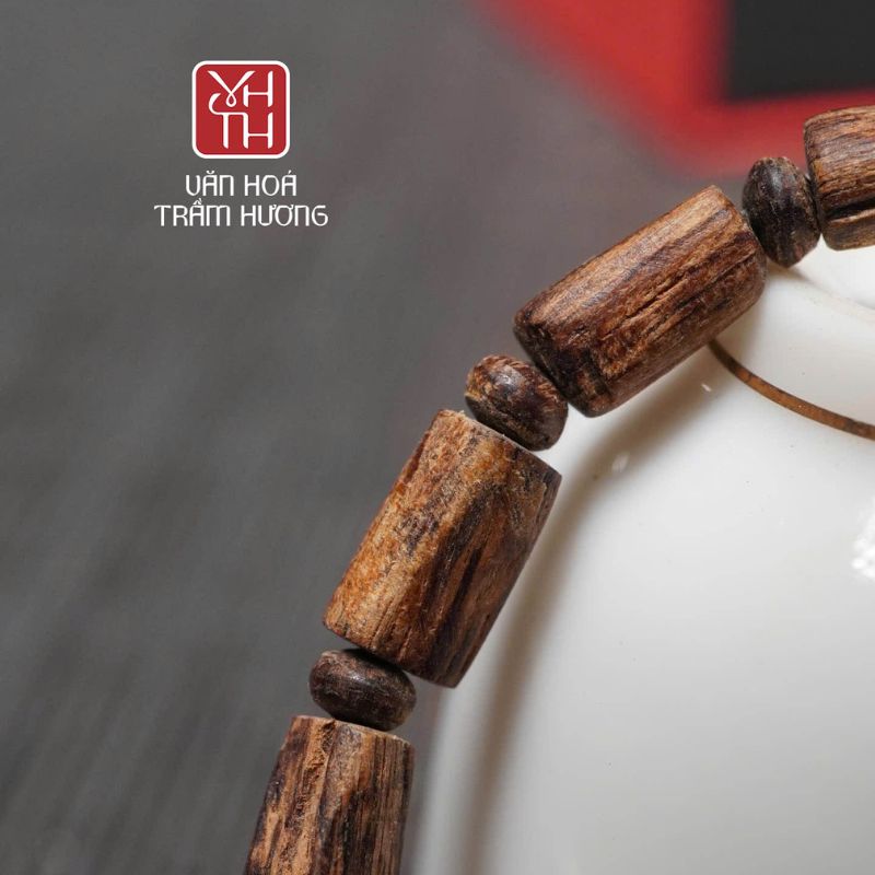 Vòng tay trầm hương chìm nước cho nữ siêu mùi - Ảnh 3