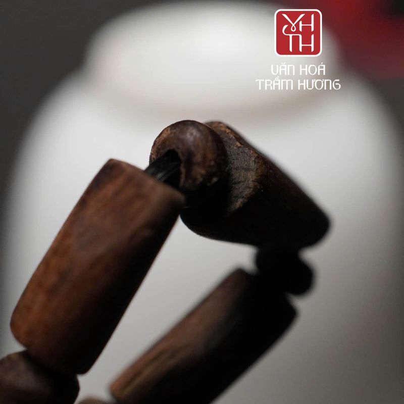 Vòng tay trầm hương chìm nước cho nữ siêu mùi - Ảnh 4