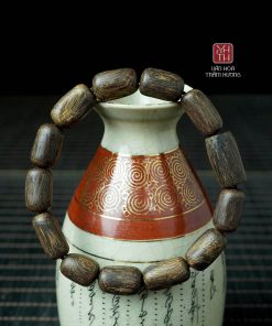 Vòng tay trầm hương chìm nước Leyte siêu hiếm